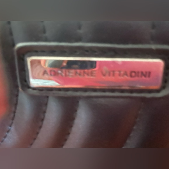 Adrianne Vittadini round zippered crossbody - Picture 2 of 2